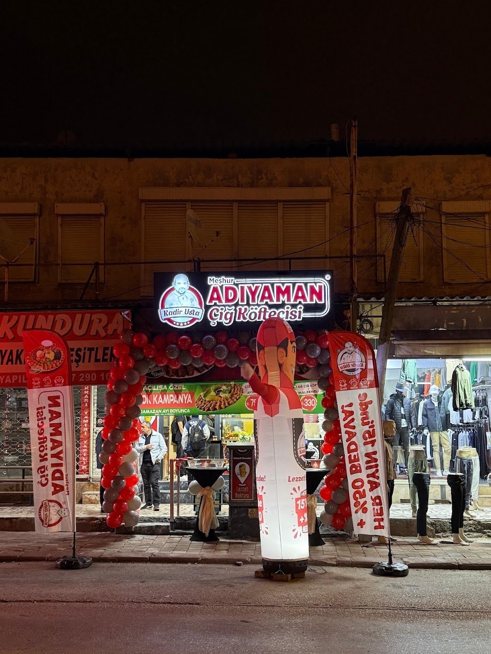 Kepez şubemizin gece görünümü